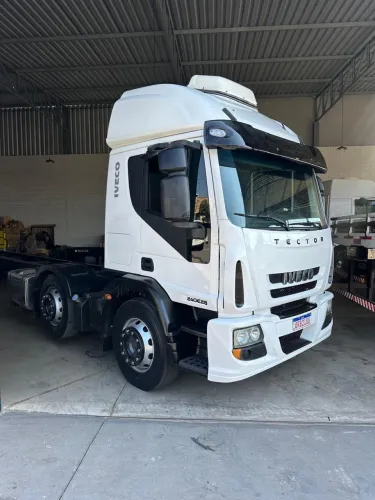 IVECO TECTOR 240E28 BITRUCK - 2013/2014