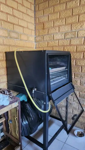 Forno industrial a gás com porta vidros (NOVO, NUNCA USADO)