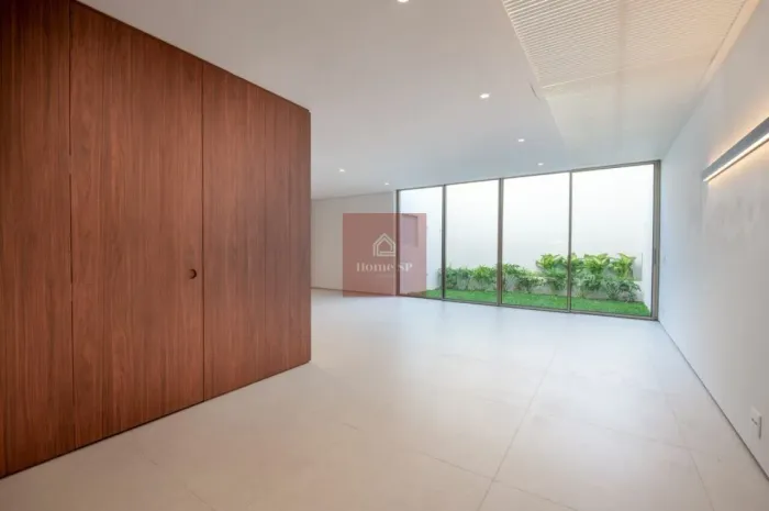 Vila Nova, Casa recém construída perto do Parque Ibirapuera, 3 suites, 3 vagas