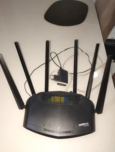 Roteador Wi-Fi 5 Wi-Force W5-2100G Intelbras