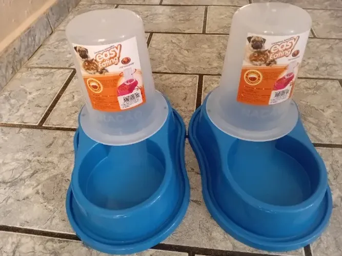 Comedouro cães  e gatos
