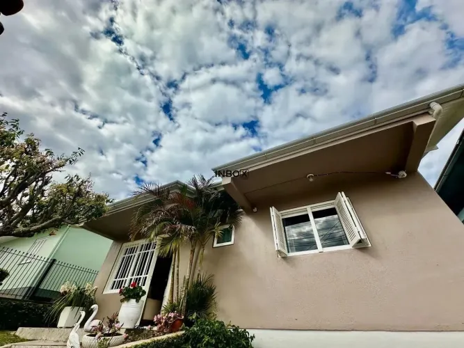 INBOX CIA IMOBILIÁRIA VENDE - Casa com 3 dormitórios no bairro Santa Helena