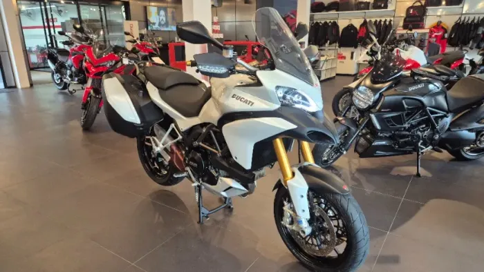 DUCATI MULTISTRADA 1200 S TOURING
