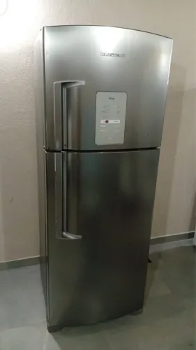 Vendo geladeira 