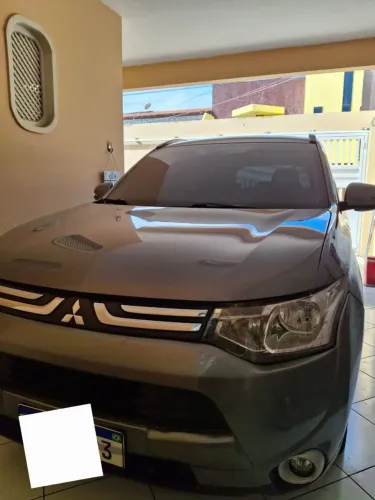 Mitsubishi Outlander 2.0 16V 160cv Aut. 2015