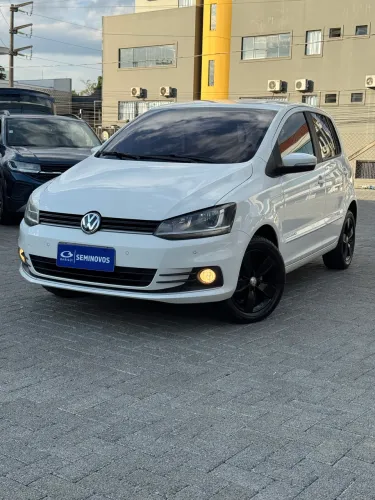 Volkswagen Fox Comfortline 1.0 Flex 12V 5P 2017