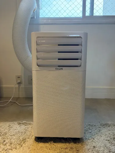Ar-Condicionado Portátil Elgin 9.000 BTUs Frio - Excelente Estado - Tudo Funcionando
