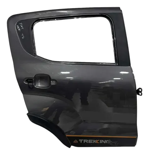 Porta Traseira Direita Fiat Mobi Trekking 2021/2022 Seminova