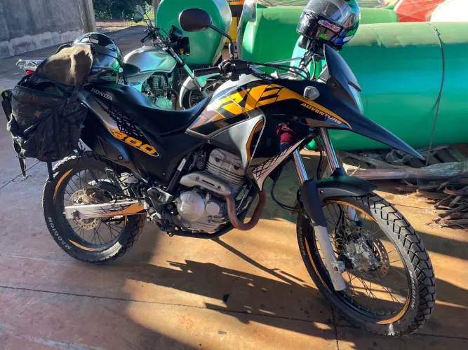 Vende-se ou troco por 160 21.000 vai embora