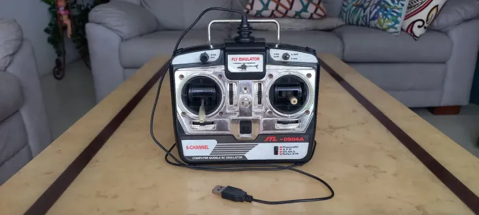 RÁDIO SIMULADOR AEROMODELISMO