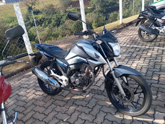 Titan 160