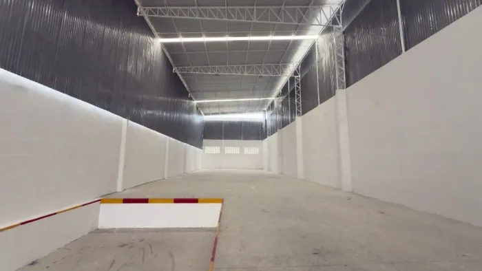Galpão para alugar, 820 m² por R$ 11.700/mês - Jabuti - Eusébio/CE