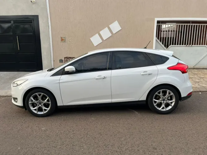 Ford Focus 2.0 16v/se/se Plus Flex 5P Aut. 2019