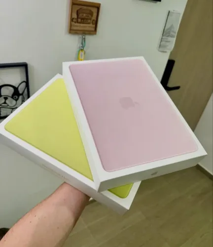 MacBook neo 8GB/ 256SSD
