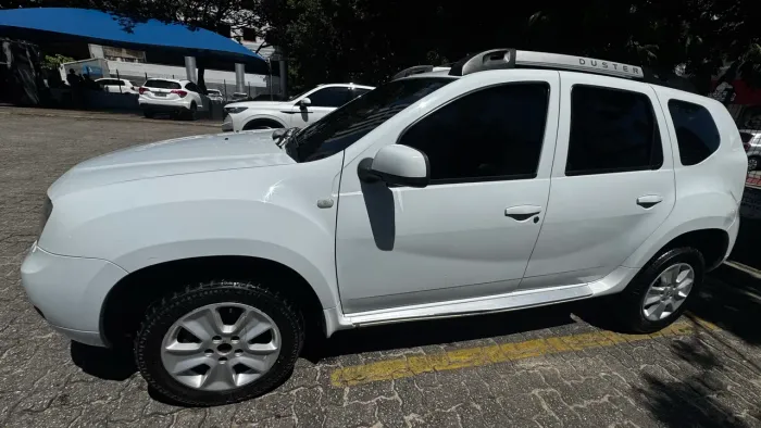 Renault Duster Dynamique 2.0 Hi-flex 16V Aut. 2016
