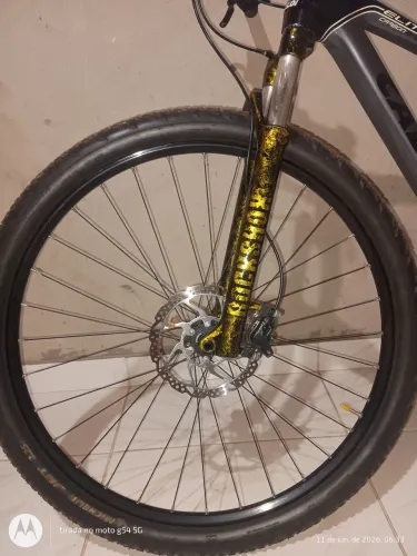 Caloi Elite Carbon Sport