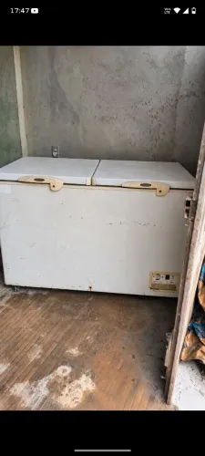 Freezer fricon 450 Litros, funcionando perfeitamente, fundo inox, tubulada, motor perfeito