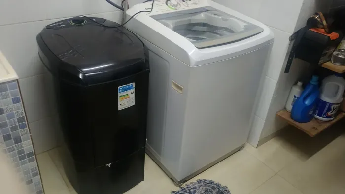 Vendo Tranquinho E Máquina de Lavar Usados