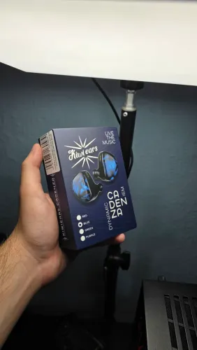 Fone intra auricular Kiwi ears Cadenza fone lara quem busca precisão e conforto