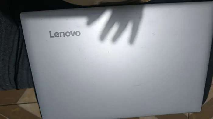 Notebook Lenovo com problema 