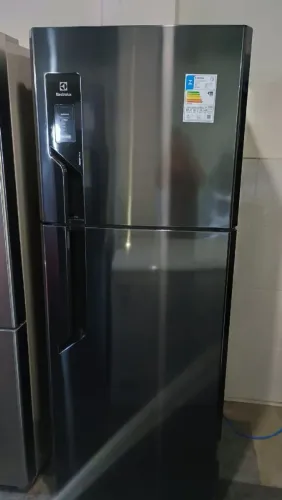 Geladeira Eletrolux Black 480 L