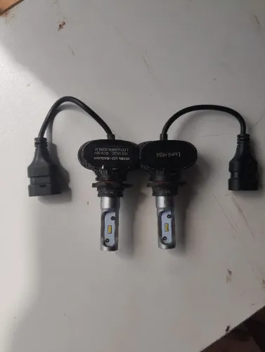 Farol de led HB4