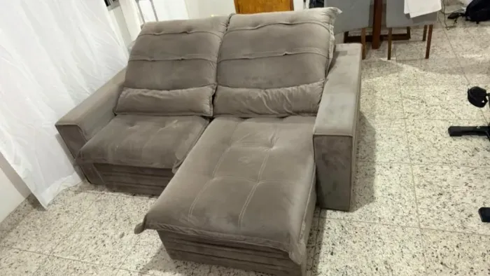 Sofá 3 Lugares Assento Retrátil e Reclinável