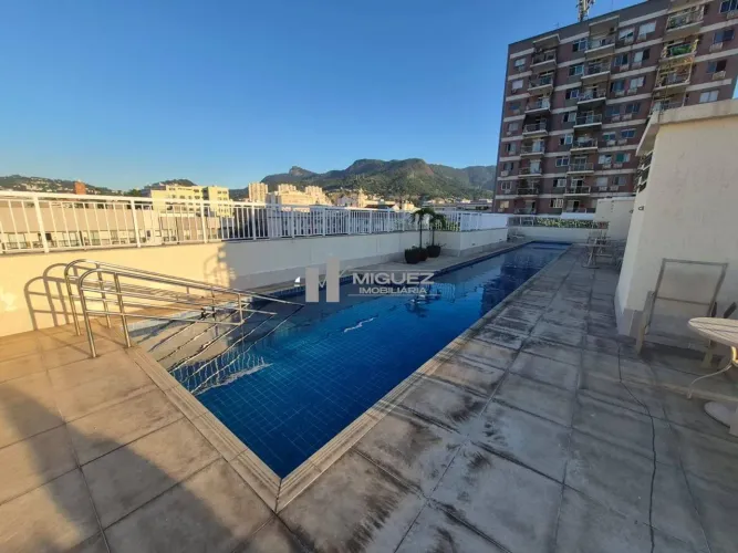 Alugo apartamento de 2 quartos, sendo 1 suíte, na Rua Senador Furtado - Maracanã
