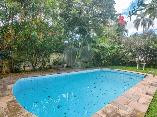 Imóvel para venda possui 333 metros quadrados com 4 quartos em Fazenda Morumbi - São Paulo
