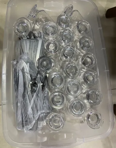Aluguel de pratos talheres copos e taças