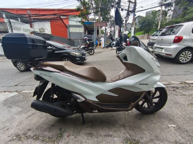 Honda PCX DLX 2020 - R$ 15.000