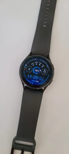 Samsung Galaxy Watch4 40mm preto c/carregador
