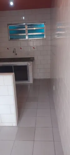 Alugo apartamento em Olaria 
