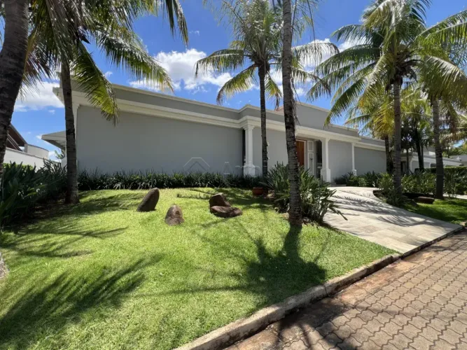 Casa para alugar e à venda no Condomínio Altos da Represa em Americana/SP