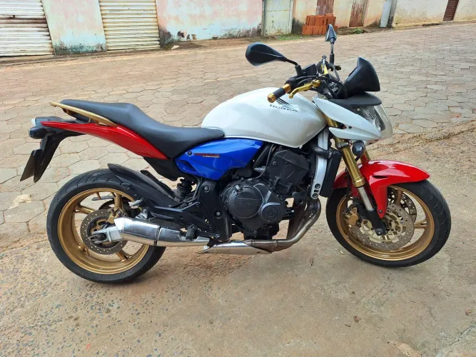 CB600f Hornet 