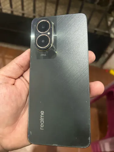 Vende se realme c67 256g zap *34