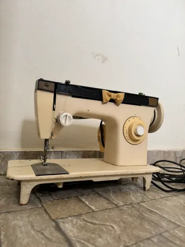Máquina de costura Singer