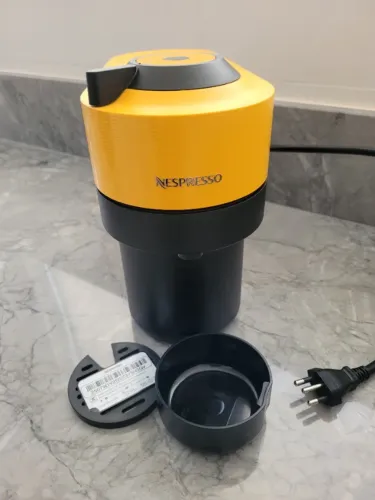 Máquina de Café Nespresso Vertuo Pop Amarela - Nova, Nunca Usada + 12 Cápsulas