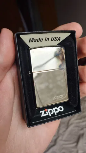 Isqueiro Zippo