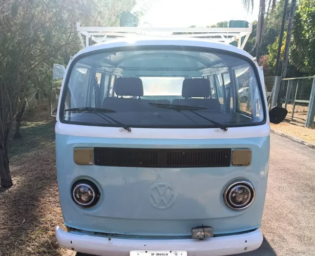 Volkswagen Kombi Standard/ Luxo/ Serie Prata 1994