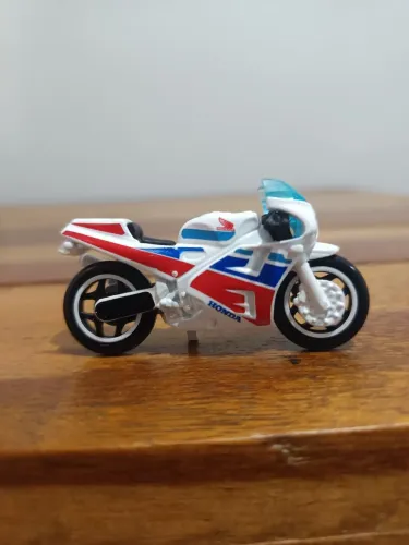 Moto Honda Vfr750r (rc30)