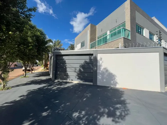 Casa com 3 dormitórios para alugar, 160 m² por R$ 5.121,00/mês - 405 Sul (Arso 42) - Palma