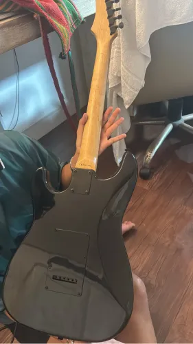 Guitarra Rocket Special