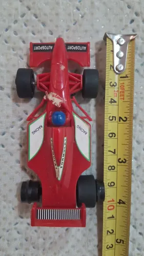 Carrinho de autorama antigo