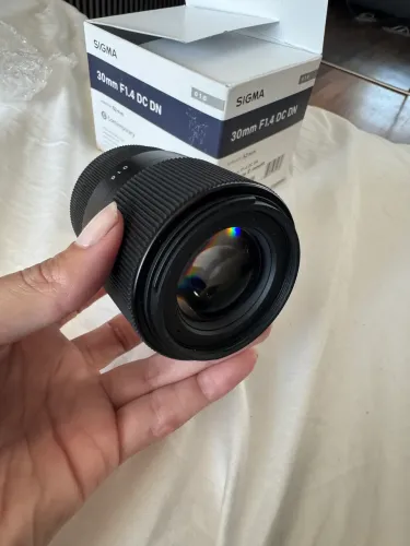 Lente sigma 30mm