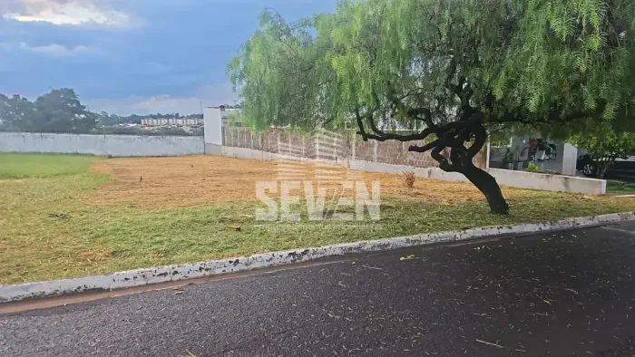 Terreno à Venda no Quinta Ranieri Green Bauru 563,20 m² em Excelente Localização