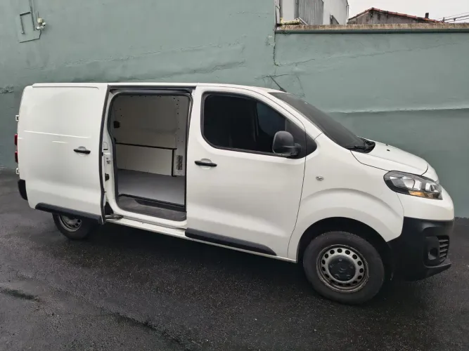 Citroen Jumpy Cargo 1.5 Turbo Diesel 2024