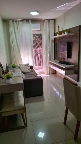 Vendo apto no Residencial Vinicius de Moraes, 406 norte
