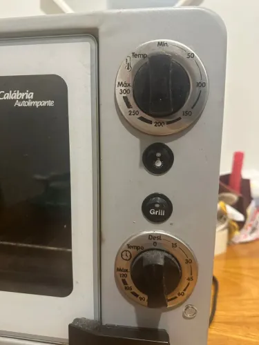 FORNO ELÉTRICO 45L - IMPECÁVEL