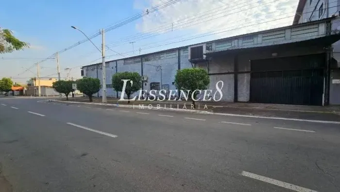 Galpão Comercial | 940m² | Avenida Contorno | Jardim Guanabara | Goiânia